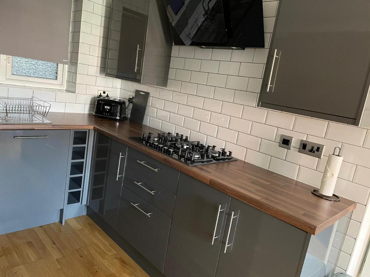 Central Hull Spacious Apartment H3 Kingston upon Hull Exterior photo